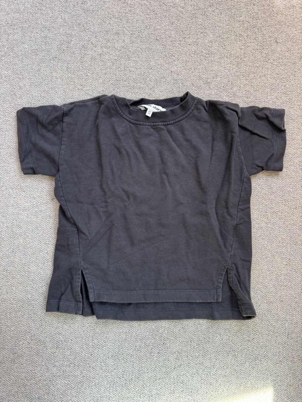 Kids Short Sleeve Tee in Charcoal - Unbranded